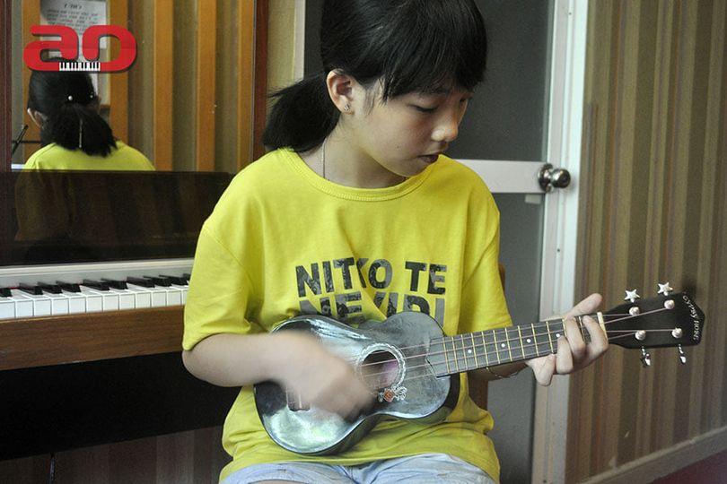 bộ môn ukelele -  được lưu truyền rộng rãi nhất và chính xác nhất