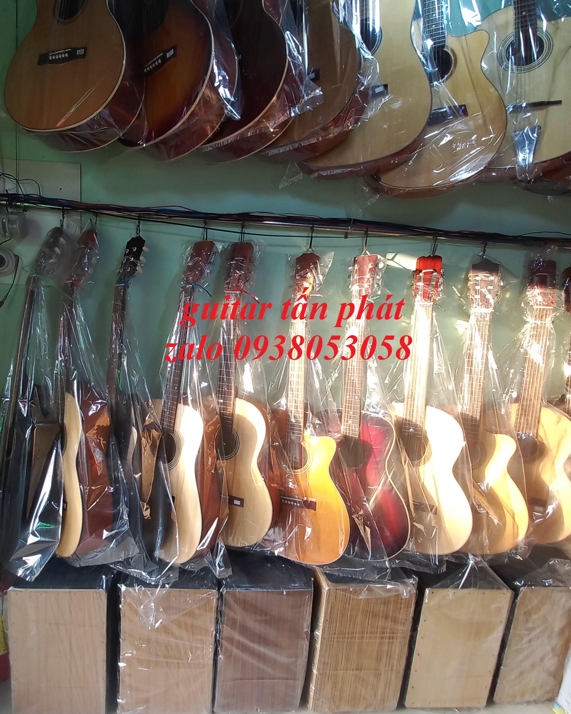 Bán đàn guitar giá rẻ cho học sinh chơi tại huyện hóc môn