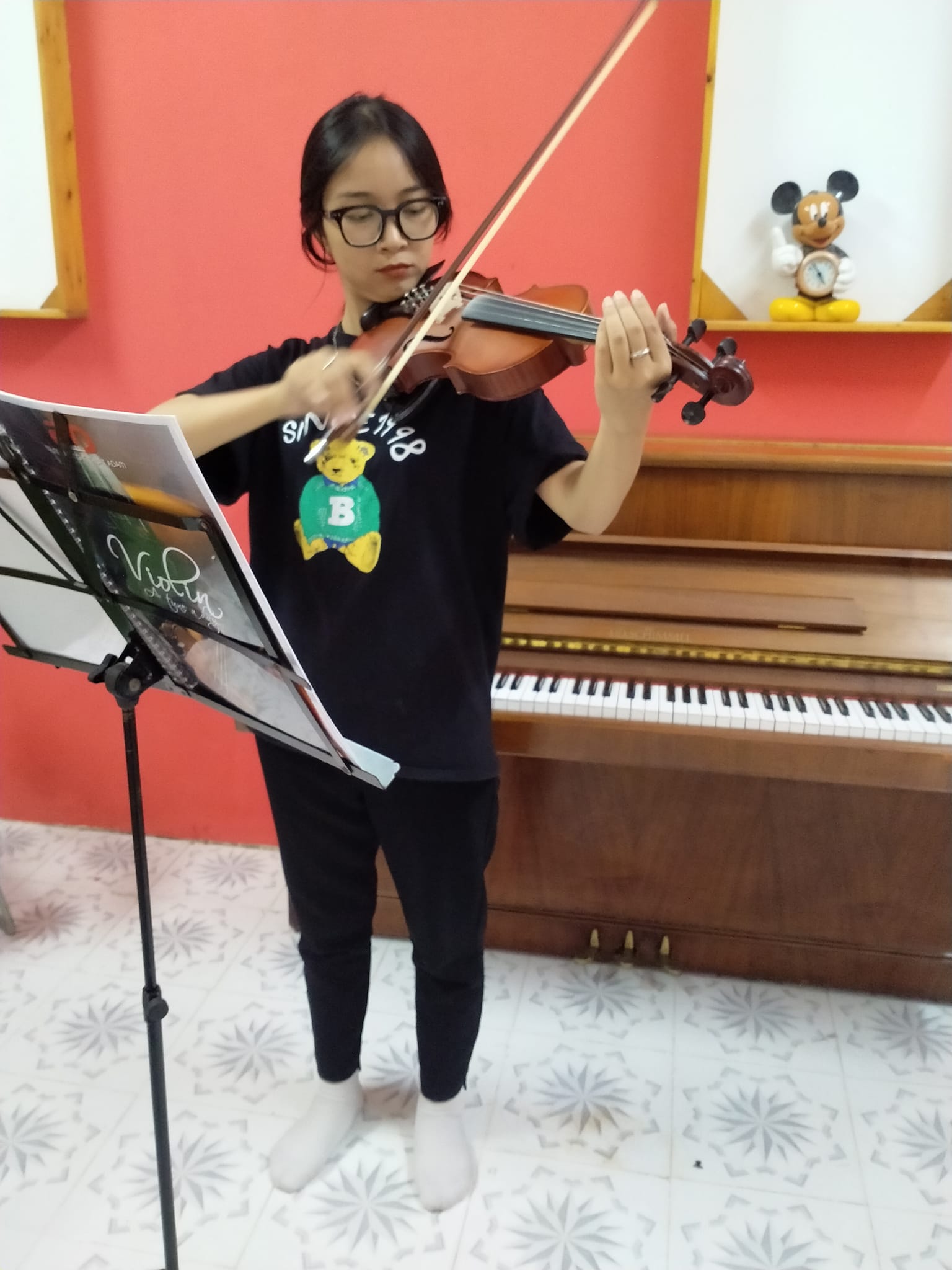 Violin là loại nhạc cụ được đánh giá là khó chơi nhất ? Vậy có đúng k