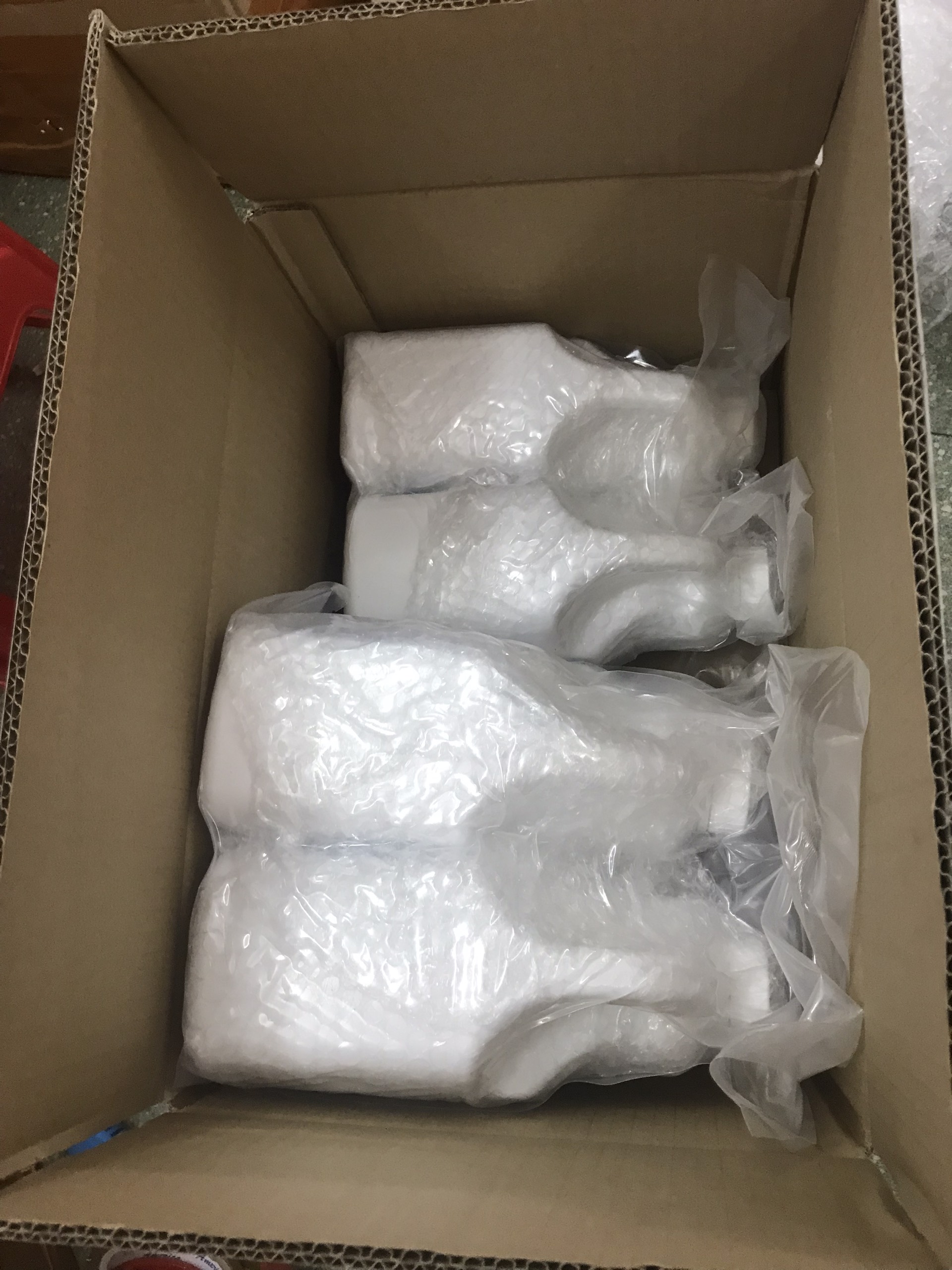 Gửi hàng quốc tế giá rẻ - Tiến Việt Express