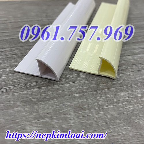 Nẹp góc màu trắng. nẹp bo góc nhựa, nẹp nhựa bo góc tròn