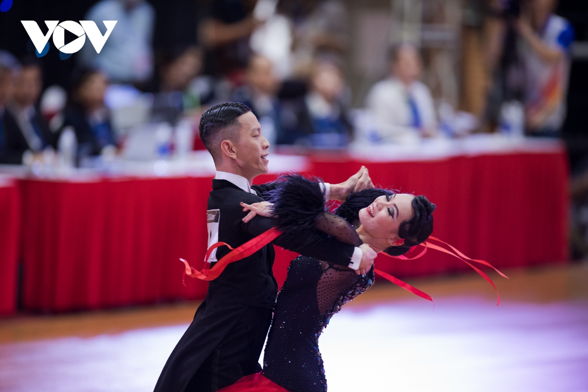 Dance sport được xem là môn thể thao hiện đại mang nhiều sắc thái