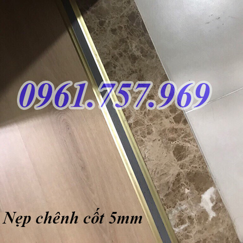 Nẹp nhôm mặt bằng, nẹp mặt bằng chống trơn, nẹp mặt bằng