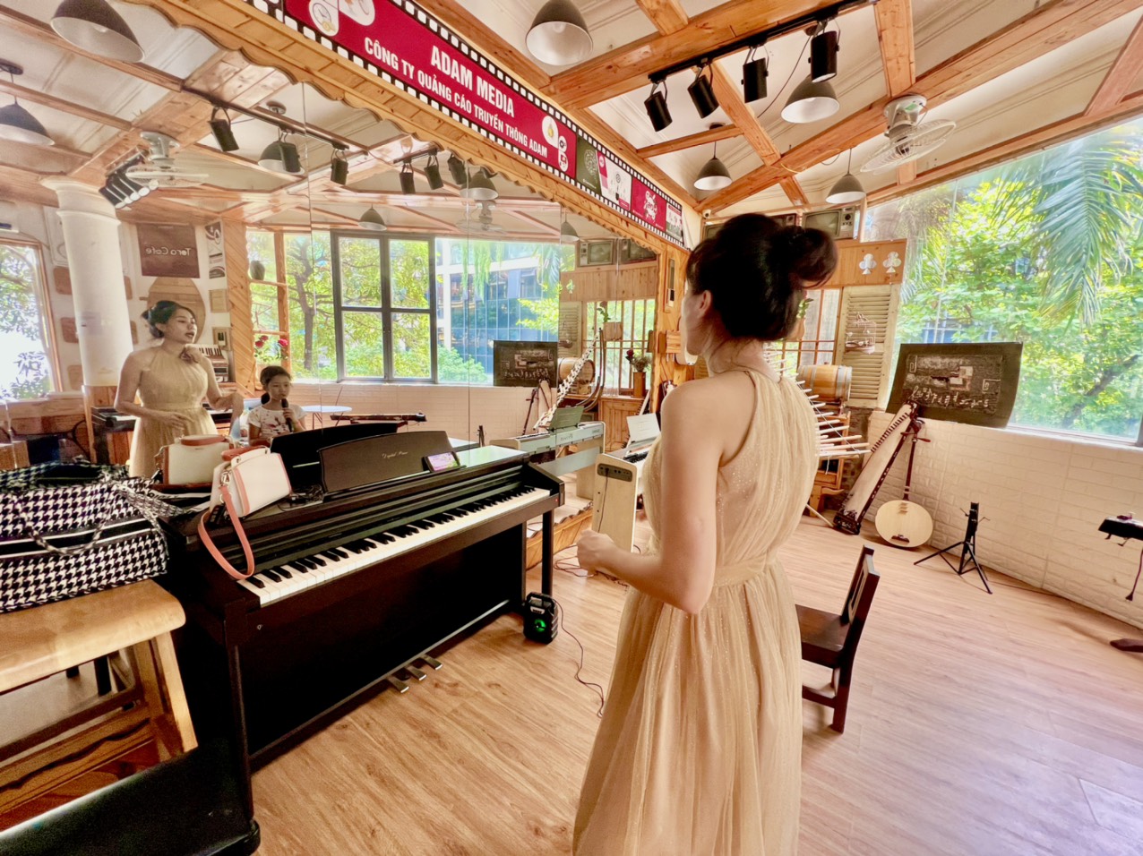Bolero rất được ưa chuộng và chạm vào tâm hồn của chúng ta1cách rất dễ
