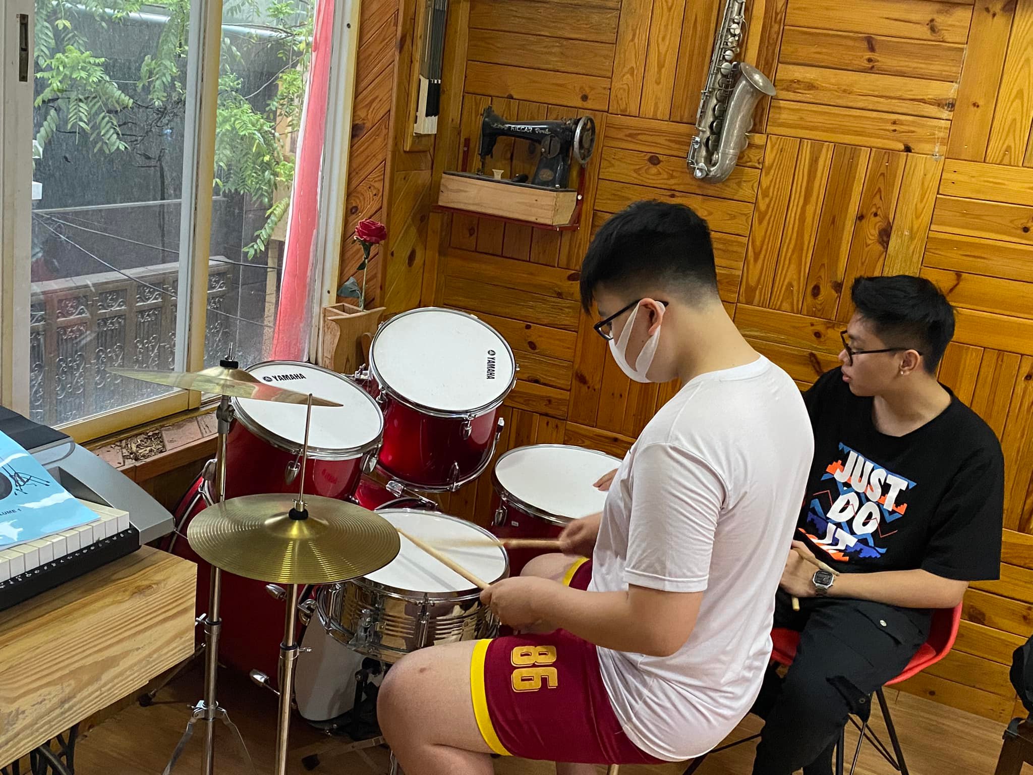 Việc tìm hiểu về đàn ukelele nguồn gốc như thế nào ...................