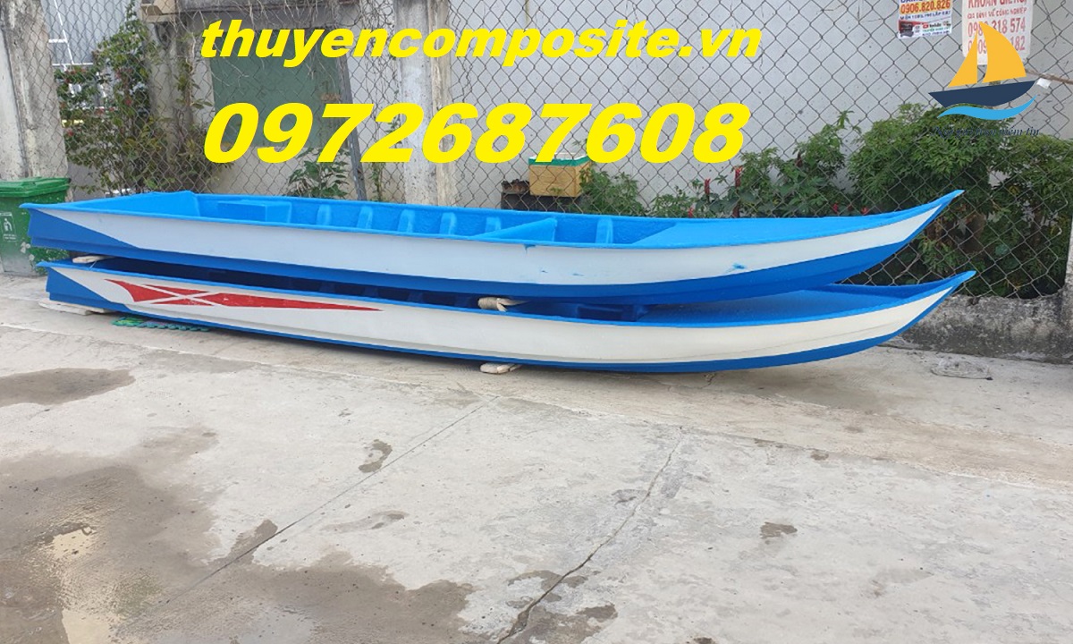 Thuyền composite, thuyền nhựa, thuyền đánh cá giao hàng quốc