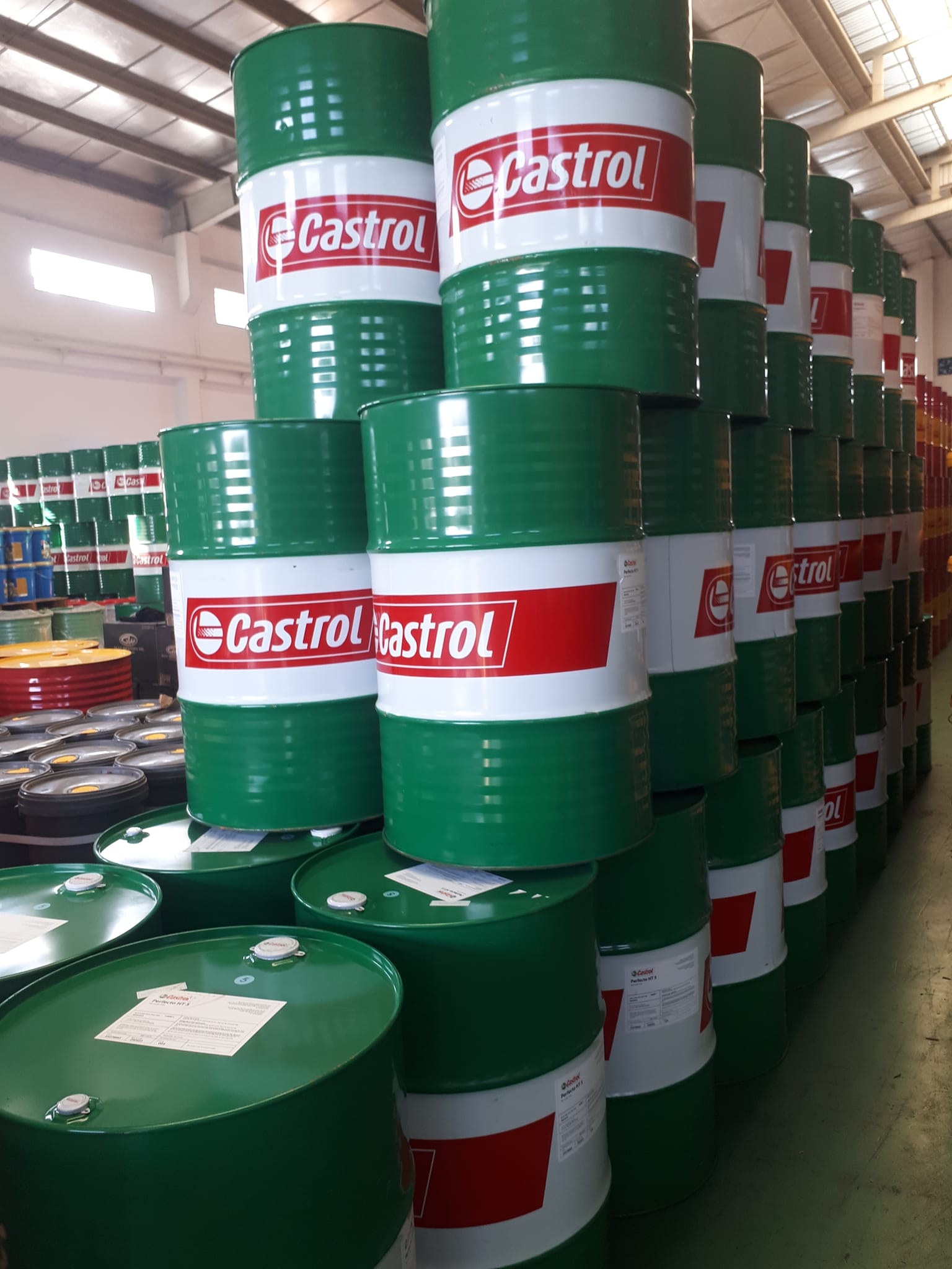 Đại lý phân phối dầu nhớt Castrol chính hãng tại TPHCM - 0942.71.70.76