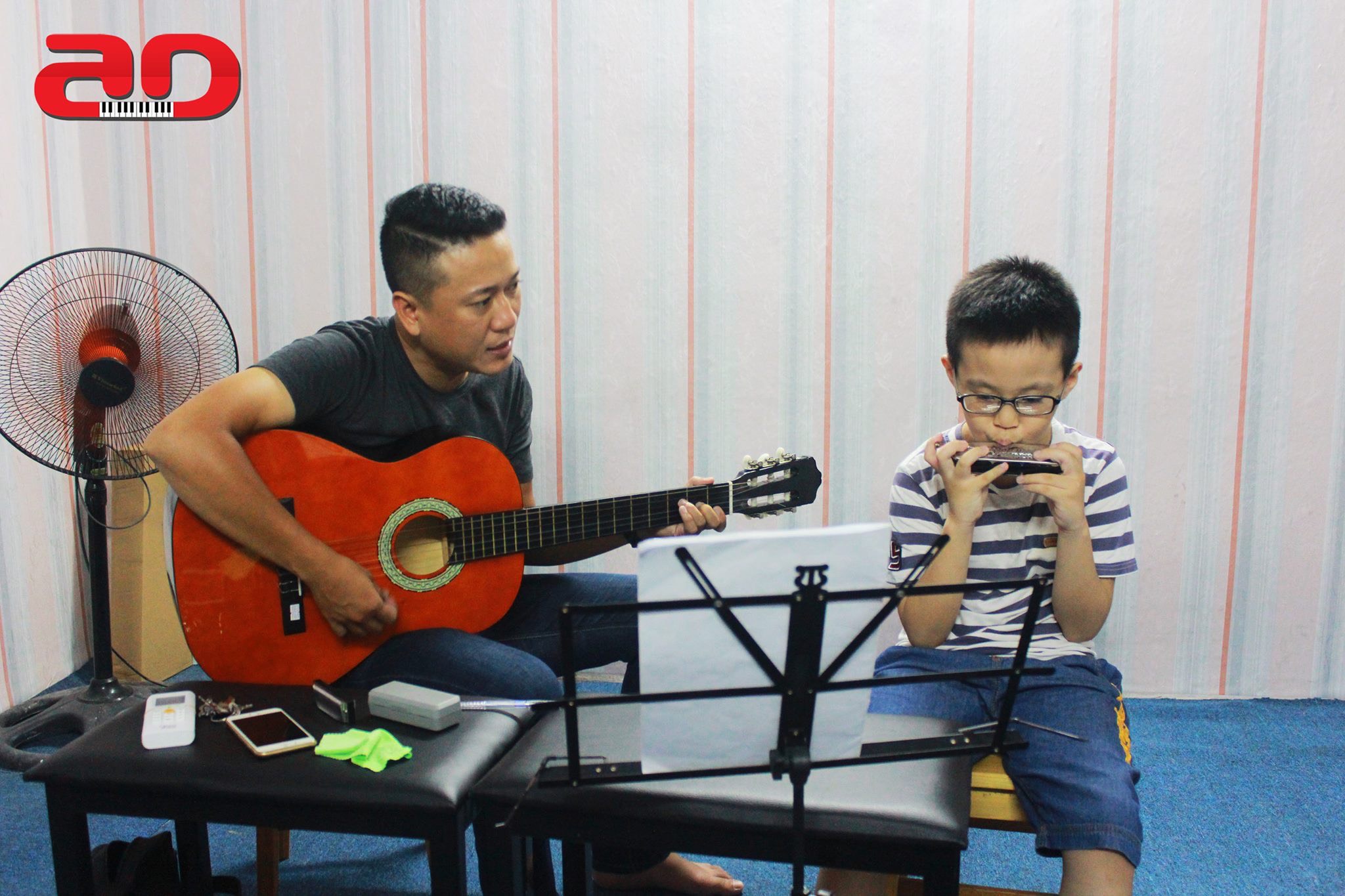 Khi học thổi kèn harmonica nhiều người thường cho rừng không nên quá