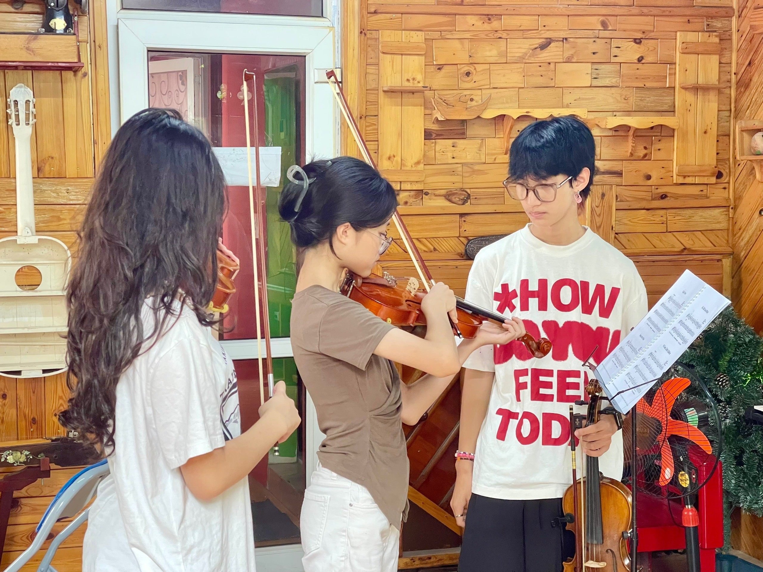 Những lợi ích khi bạn học bộ môn violin mà bạn nên biết ..............