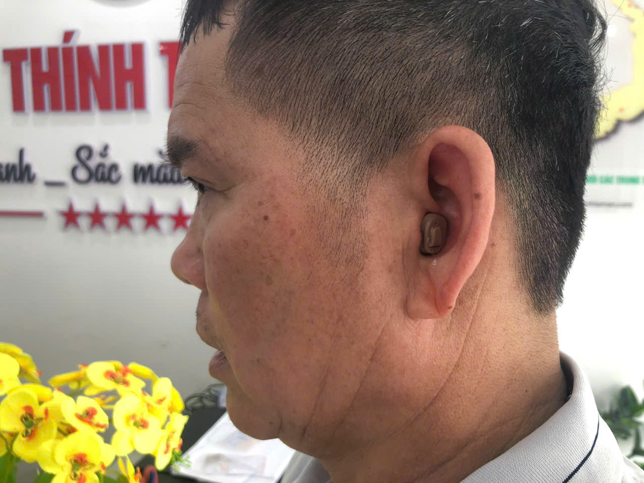 Máy trợ thính đừng để những hiểu lầm khến bạn nghe kém lâu hơn QN