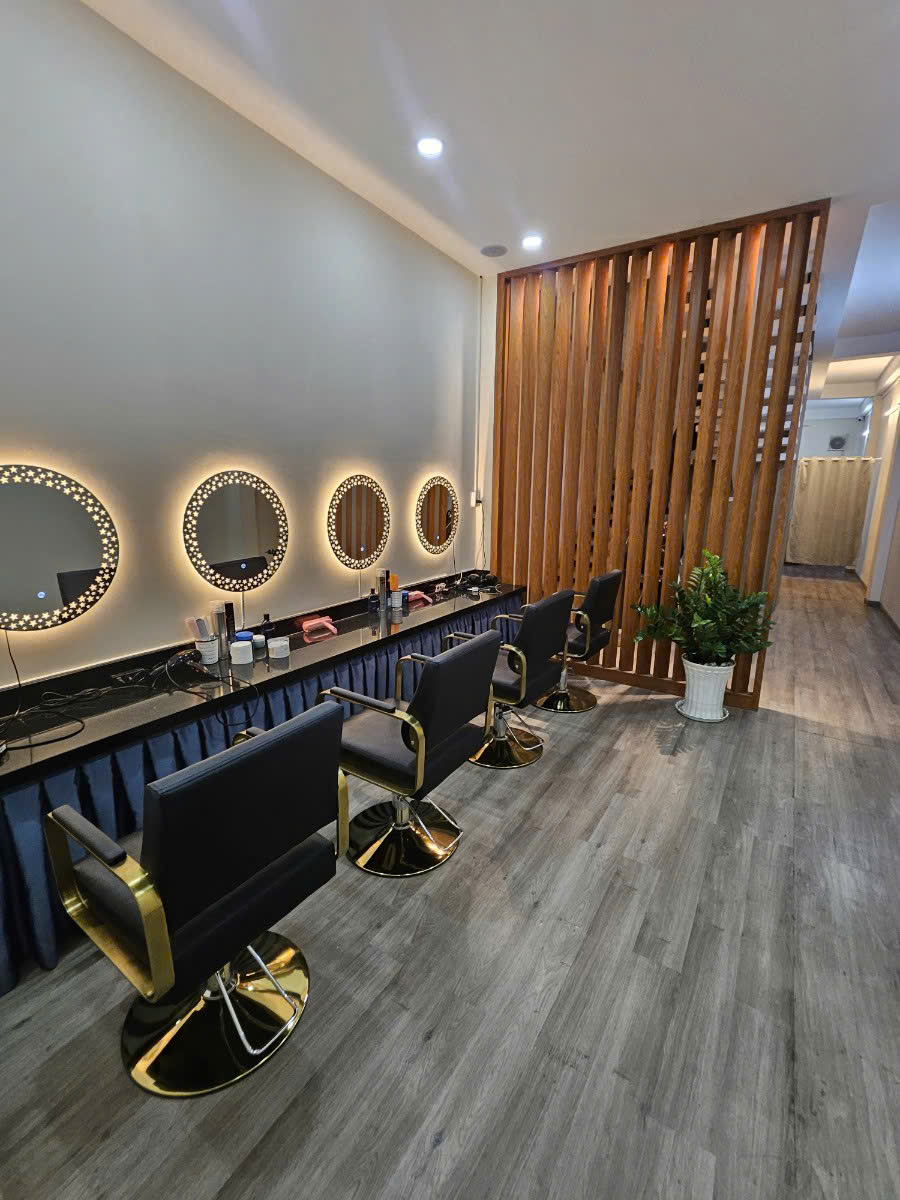 Batman Barbershop Nhật Hàn Trung - Điểm đến thư giãn