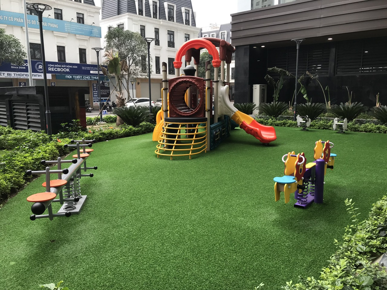 Hasake - Tư vấn và triển khai lắp đặt thiết bị sân chơi trẻ em