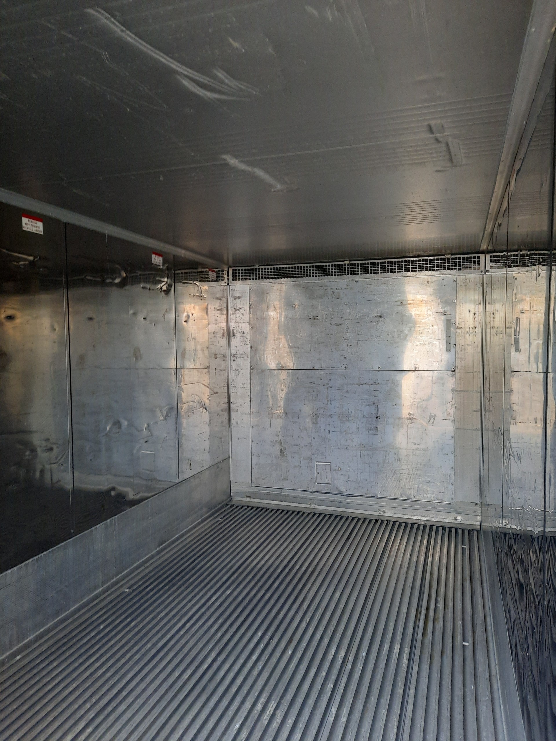 Container trữ đông lạnh hàng hoá 10 - 15 tấn