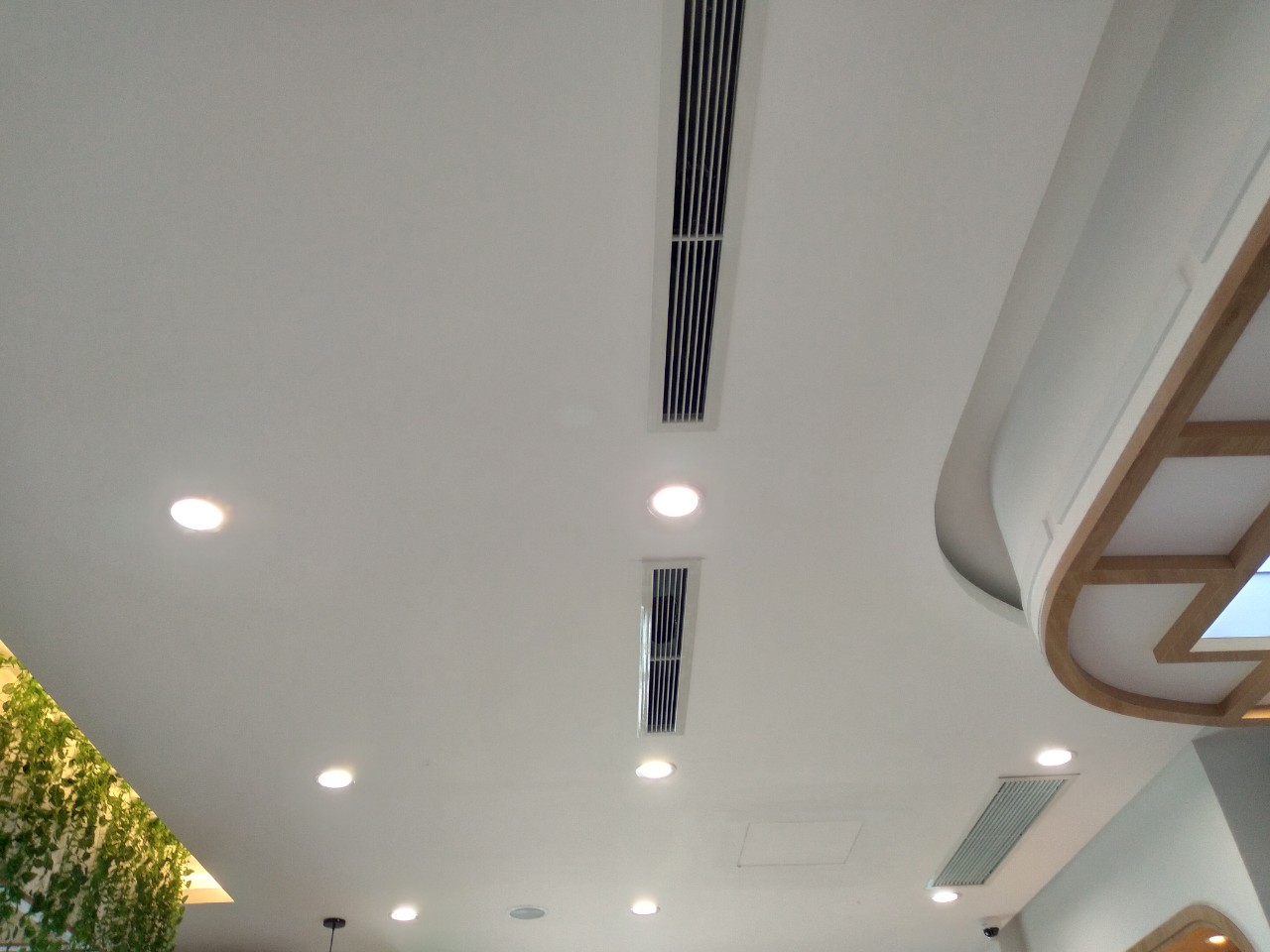 Tiết kiệm không gian lắp đặt nhờ máy lạnh multi LG