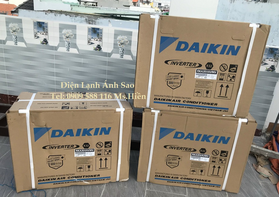 Máy lạnh treo tường Daikin FTKA35VAVMV/RKA35VAVMV