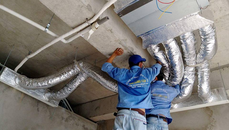 Máy lạnh giấu trần nối ống gió Mitsubshi Heavy FDUM140CSV