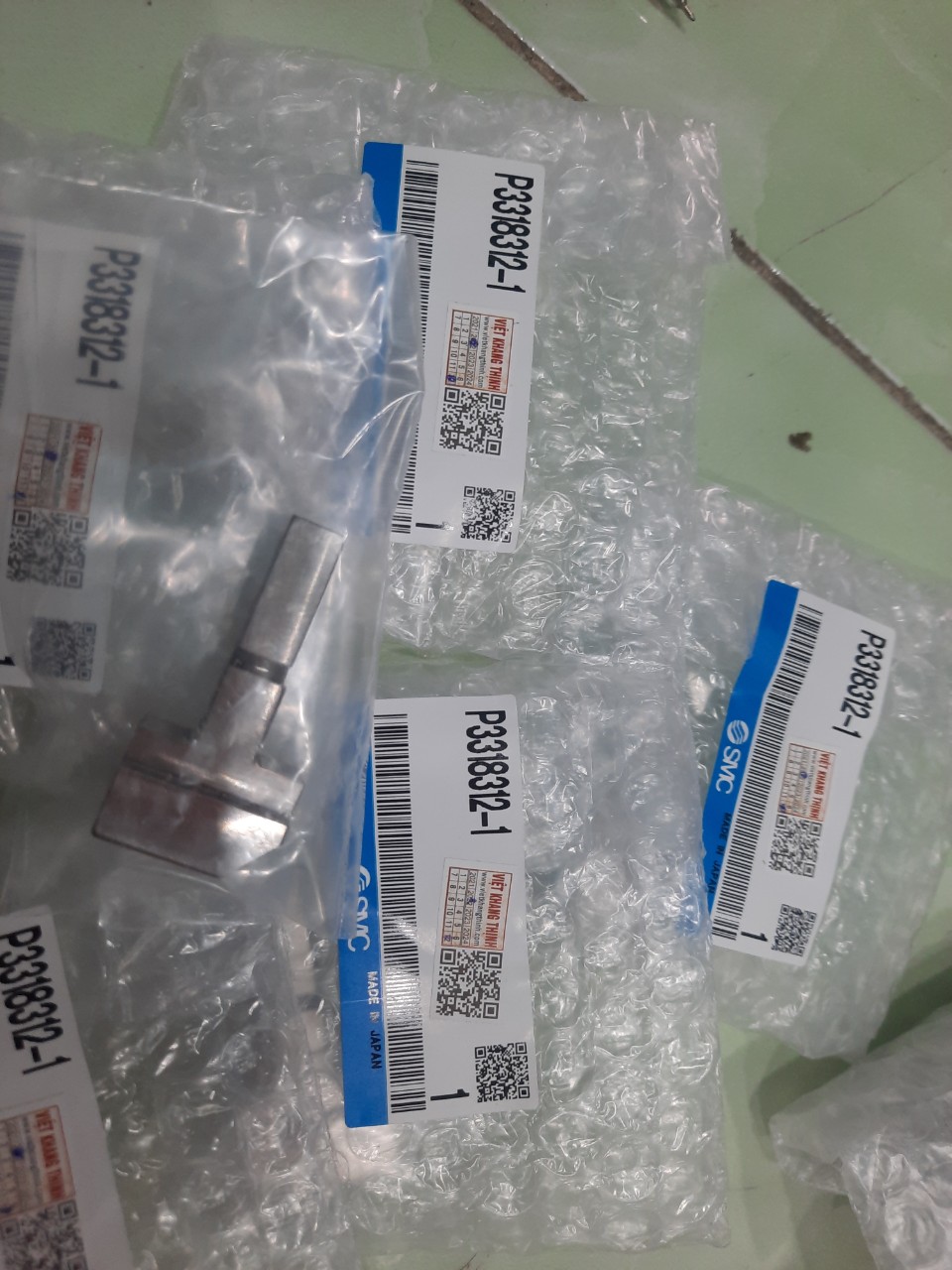 Đầu kẹp SMC P3318312-1 - Bảo hành 12 tháng