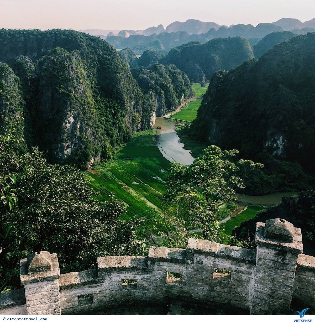 tour du lịch ninh bình 2 ngày 1 đêm cùng nhau khám phá nhé