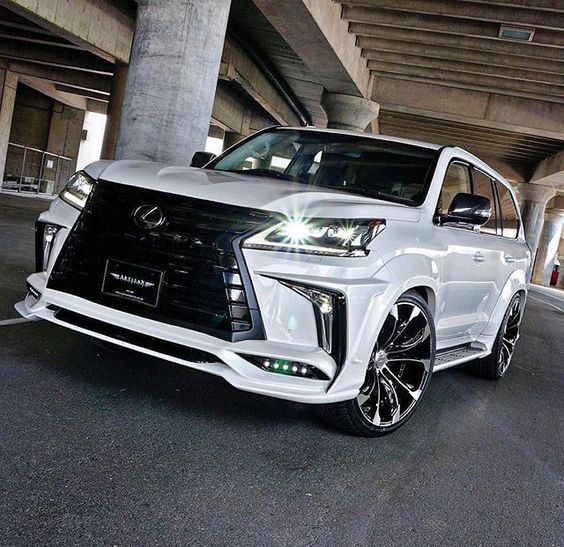 ô tô 7 chỗ gia đình 4