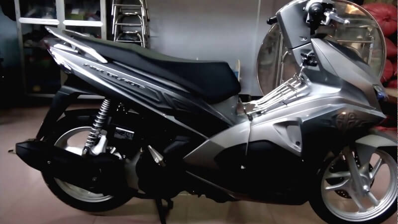 air blade màu xám đen 