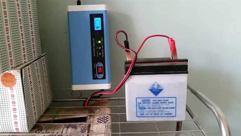 Dấu hiệu nhận biết bình ắc quy khô yếu điện