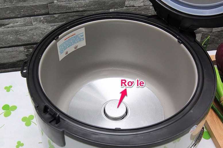 cac-loi-thuong-gap-cua-noi-com-dien-va-cach-khac-phuc-2