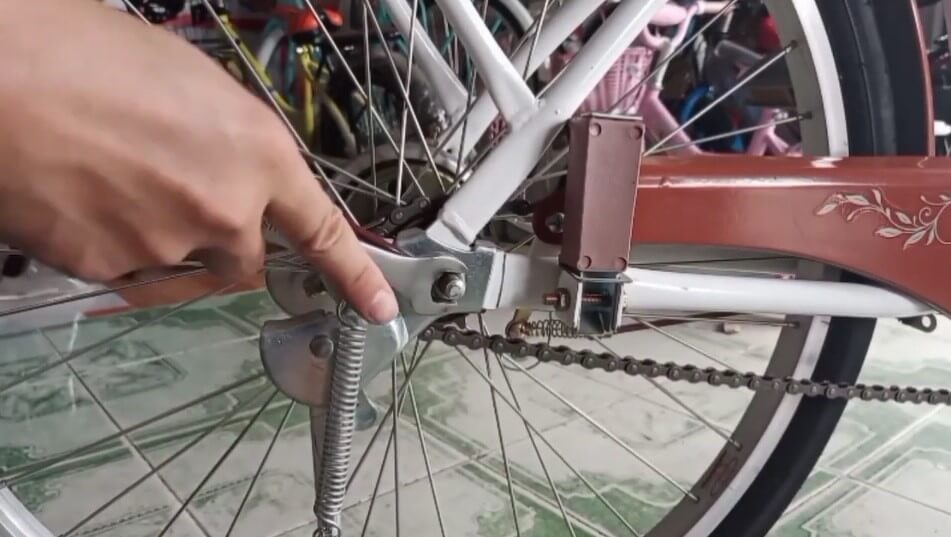 Căng xích xe đạp để làm gì?