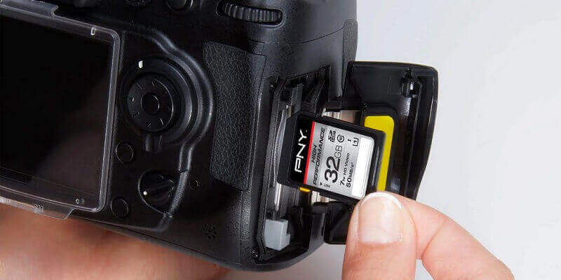 Loại thẻ nhớ trên máy ảnh kỹ thuật số