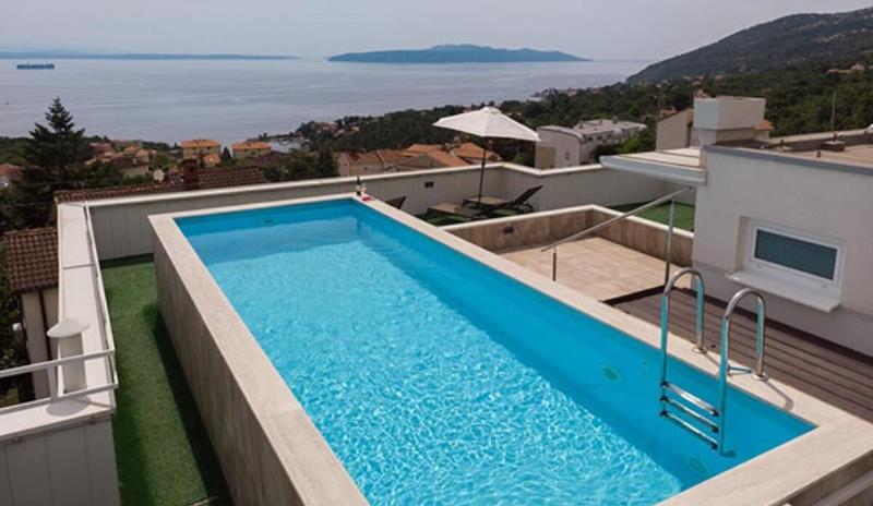 Lý do cần chống nóng cho sân thượng