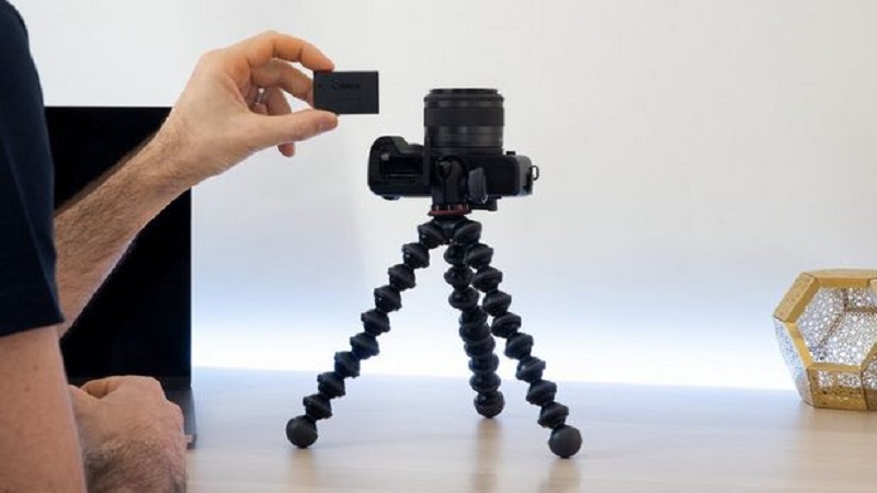 Làm sao để chuyển máy ảnh thành webcam 