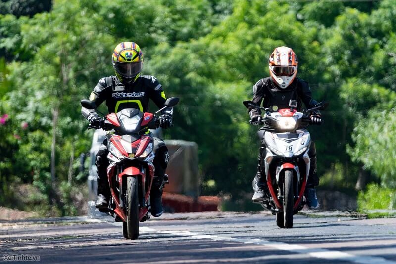 Hướng dẫn cách đi xe côn tay khi lên dốc an toàn