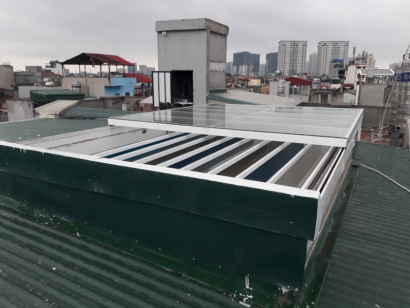 ​Thi công giếng trời cho nhà mái tôn