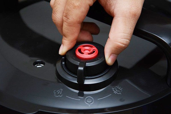 cach-su-dung-noi-ap-suat-an-toan-hieu-qua-3