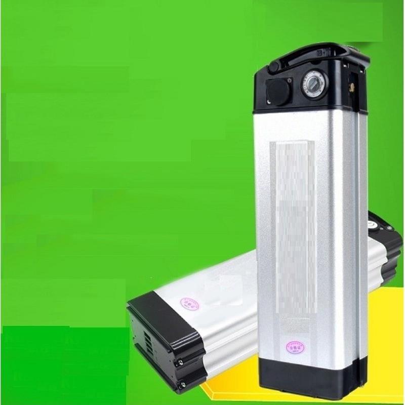 Nên mua xe điện sử dụng pin thay vì ắc quy