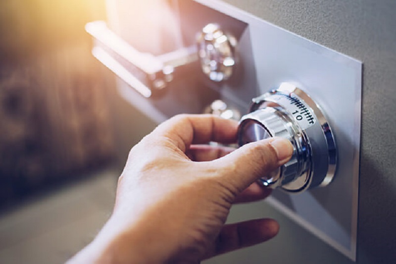 Lưu ý khi đặt két sắt ở đầu giường