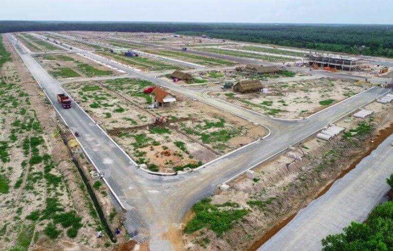 Có nên mua đất khi đang mang thai