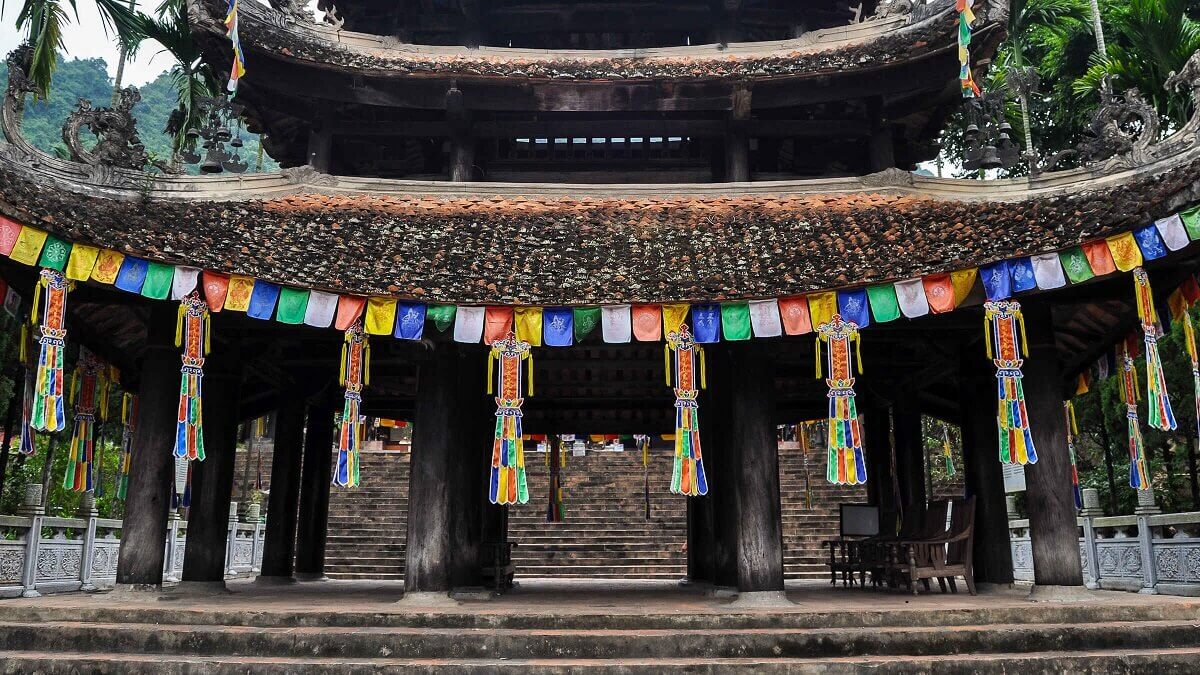 Lưu ý khi xây nhà gần chùa