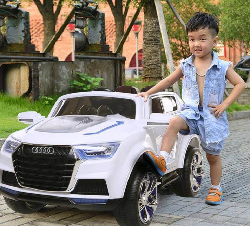 Cơ thể bé cứng cáp thì có thể đi ô tô điện