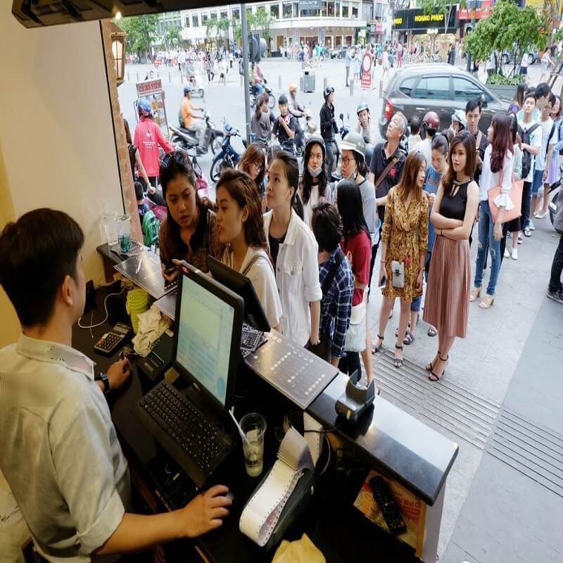 Dân cư đông đúc