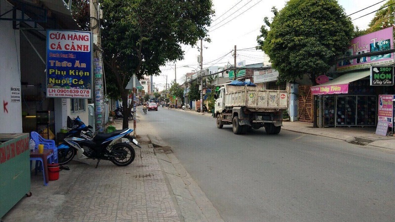 Xử phạt lấn chiếm đất lộ giới