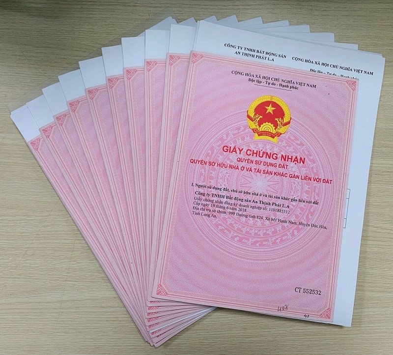 Nhận biết dựa vào thông tin sổ hồng