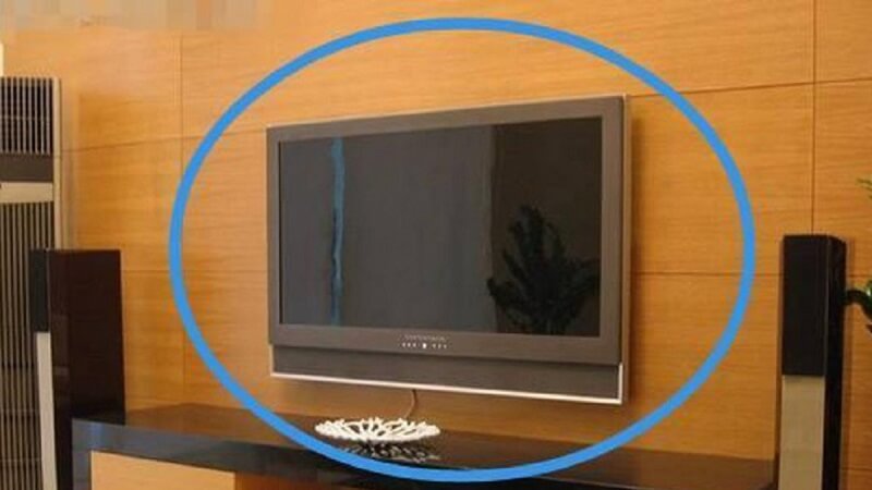 Vì sao tivi bị nhiễm từ?