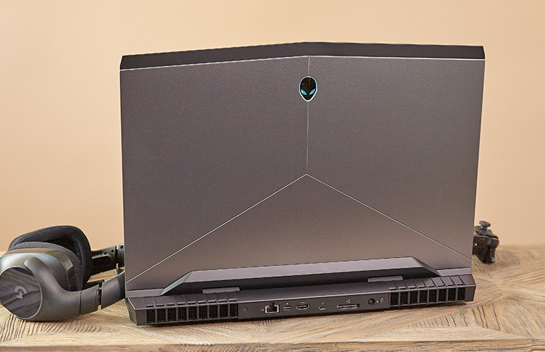 dell-alienware-17-r4-1