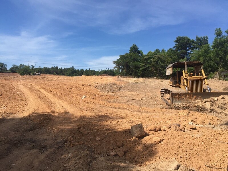 Đơn giá cho thuê đất trả tiền hàng năm và trả một lần tất cả thời gian thuê tính thế nào?