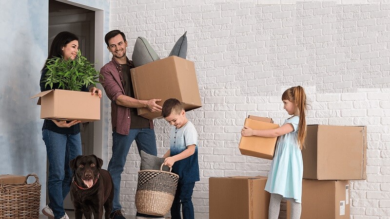 Không nên đi tay không vào nhà mới