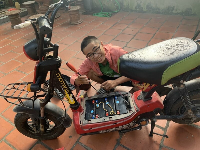 Có bình ắc quy bị hỏng trong bộ bình