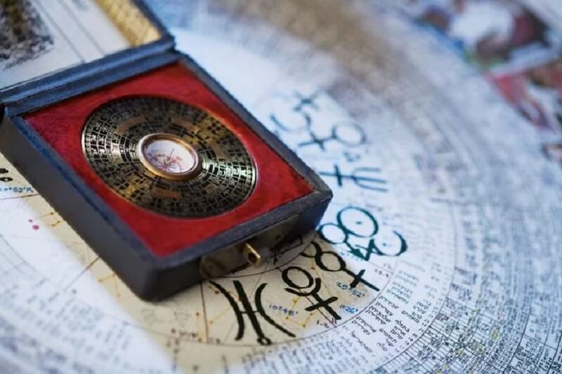 Hướng Đông cũng được cho là không phù hợp với gia chủ mệnh Thổ