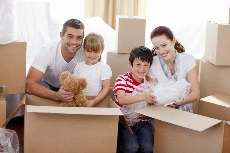Không nên đi tay không và không mang vật dụng cũ về nhà mới
