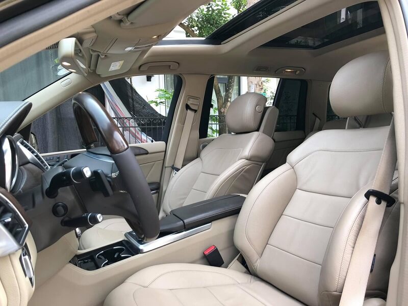 Nội thất xe có mới mẻ, sạch sẽ mang dấu hiệu của sự giữ gìn hay không