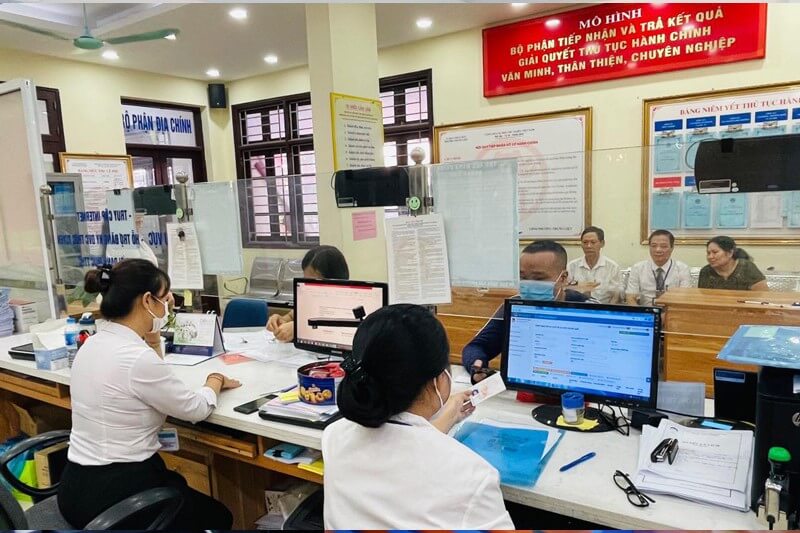 Thể hiện nguyện vọng và lời cảm ơn đối với chính quyền